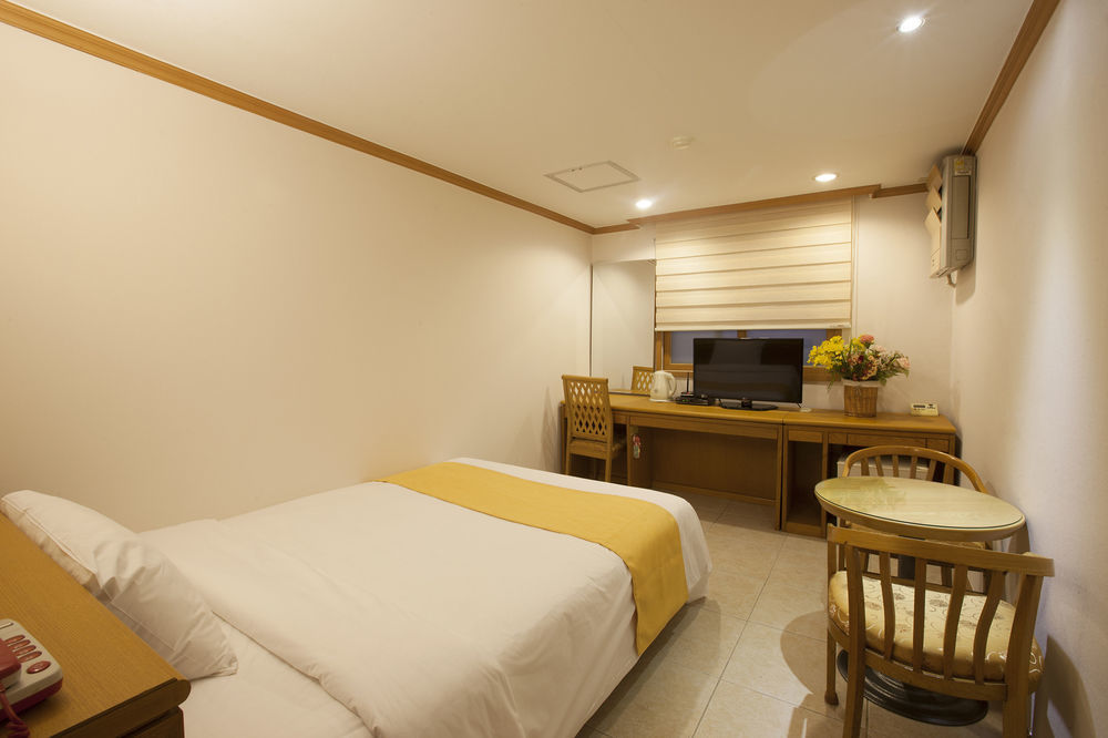 Angel Hotel Μπουσάν Εξωτερικό φωτογραφία